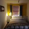 Отель Cosy 1-bed Apartment in Swindon, Private Parking, фото 2