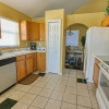 Отель Clifford's Pinewood Estates Vacation Home 4 Bedroom Home by Redawning, фото 10