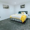 Отель Stunning 1-bed Apartment in Purley, фото 3