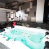 Отель Secret Lounge - Cozy Studio with Sauna and Jacuzzi, фото 3
