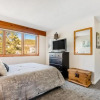 Отель Remodeled and Oversized 2-bedroom Condo in West Keystone With Mountain Views, Pool, hot tub & Shuttl, фото 7