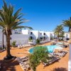 Отель Apartamentos Fayna & Flamingo Lanzarote, фото 1