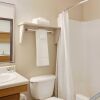 Отель Woodspring Suites Richmond West I-64, фото 8