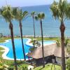 Отель MI CAPRICHO 3C BEACHFRONT- Apartment with sea view - Costa del Sol, фото 13