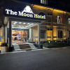 Отель The Moon (Зе Мун), фото 1