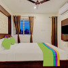 Отель Treebo Trip Sri Sai Suites, фото 1