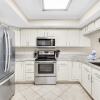 Отель Regency Towers 401 East - Sea La Vie 401e, фото 7