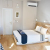 Отель Syntagma Square: Amazing Cozy Studio - Whale, фото 20