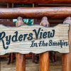 Отель Ryder's View - Spacious 1 bedroom with GameRoom and Mountain Views! 1 Cabin by RedAwning, фото 39