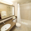Отель Holiday Inn Express Whitecourt Southeast, фото 5