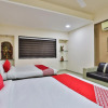 Отель Varma Palace By OYO Rooms, фото 3