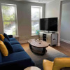 Отель Trendy West Town Flat - 2 bed / 1.5 bath w parking, фото 3