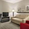 Отель Country Inn & Suites by Radisson, Louisville East, KY, фото 3