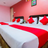 Отель OYO 11343 Hotel Putra Iskandar, фото 13