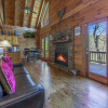 Отель Alessandras - Beautiful Rustic-chic Riverfront Cabin Fireplace pet Friendly, фото 19