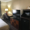 Отель Hometown Inn & Suites, фото 3