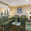 Отель La Quinta Inn & Suites by Wyndham Sawgrass, фото 18