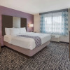 Отель La Quinta Inn & Suites by Wyndham Fairborn Wright-Patterson, фото 7