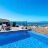 Отель Villa Juliet, Swimming pool and garden, фото 38
