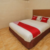 Отель Super OYO 92674 Hotel Ciputat, фото 4
