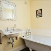 Отель Braunton THE Laurels 6 Bedrooms, фото 9