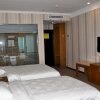Отель Gongyi Wanyang Business Hotel, фото 6