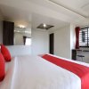Отель OYO 12844 Sri Sai Suites, фото 3
