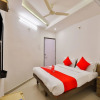 Отель OYO 15509 Shreenath, фото 5