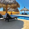 Отель El Sol La Vida Beach Front Resort, фото 9