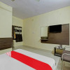 Отель OYO 84859 Hotel Preet Palace, фото 7