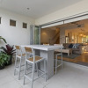 Отель Sunshine Beach, Self Contained Unit, Beach Views - Unit 2 Elouera, 44 Elanda Street, фото 7