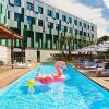 Отель Moxy Sophia Antipolis в Биоте