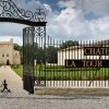 Отель Château La Tour Carnet - B.Magrez Luxury Wine Experience в Сен-Лоран-Медок