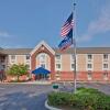 Отель Candlewood Suites East Syracuse - Carrier Circle, an IHG Hotel, фото 1