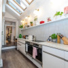 Отель Gorgeous 4 Bedroom Family Home Next to Clapham Common, фото 37