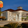 Отель Super 8 by Wyndham Lake Charles Northeast, фото 1