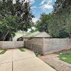 Отель Charming East Austin 1 Bedroom 1 Bathroom Home, фото 15