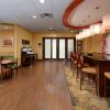 Отель Hampton Inn Fayetteville Fort Liberty, фото 24