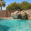 Отель Luxe Central Scottsdale 4 Bdrm w/ Backyard Oasis!, фото 24