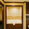 Отель OYO Pinewood Inn & Suites Silsbee, фото 30