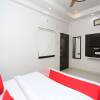 Отель OYO 13576 Hotel Residency, фото 5