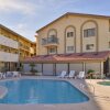Отель Red Lion Inn & Suites Cathedral City, фото 18