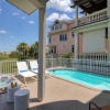 Отель Beachwalk by Avantstay Hilton Head Oasis Steps From Singleton Beach, фото 17