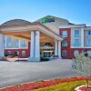 Отель Holiday Inn Express & Suites Thomasville, an IHG Hotel, фото 17