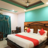 Отель Oyo Flagship 42122 Hotel Rahul, фото 9