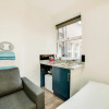 Отель Beautiful Studio in London Near Wimbledon Park, фото 14