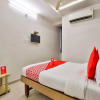 Отель OYO 15509 Shreenath, фото 4