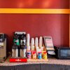Отель Red Roof Inn and Suites, фото 12
