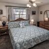 Отель Aztex Retreat - Three Bedroom Cabin, фото 2
