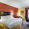 Отель Quality Inn & Suites Oakwood Village - Cleveland South, фото 4